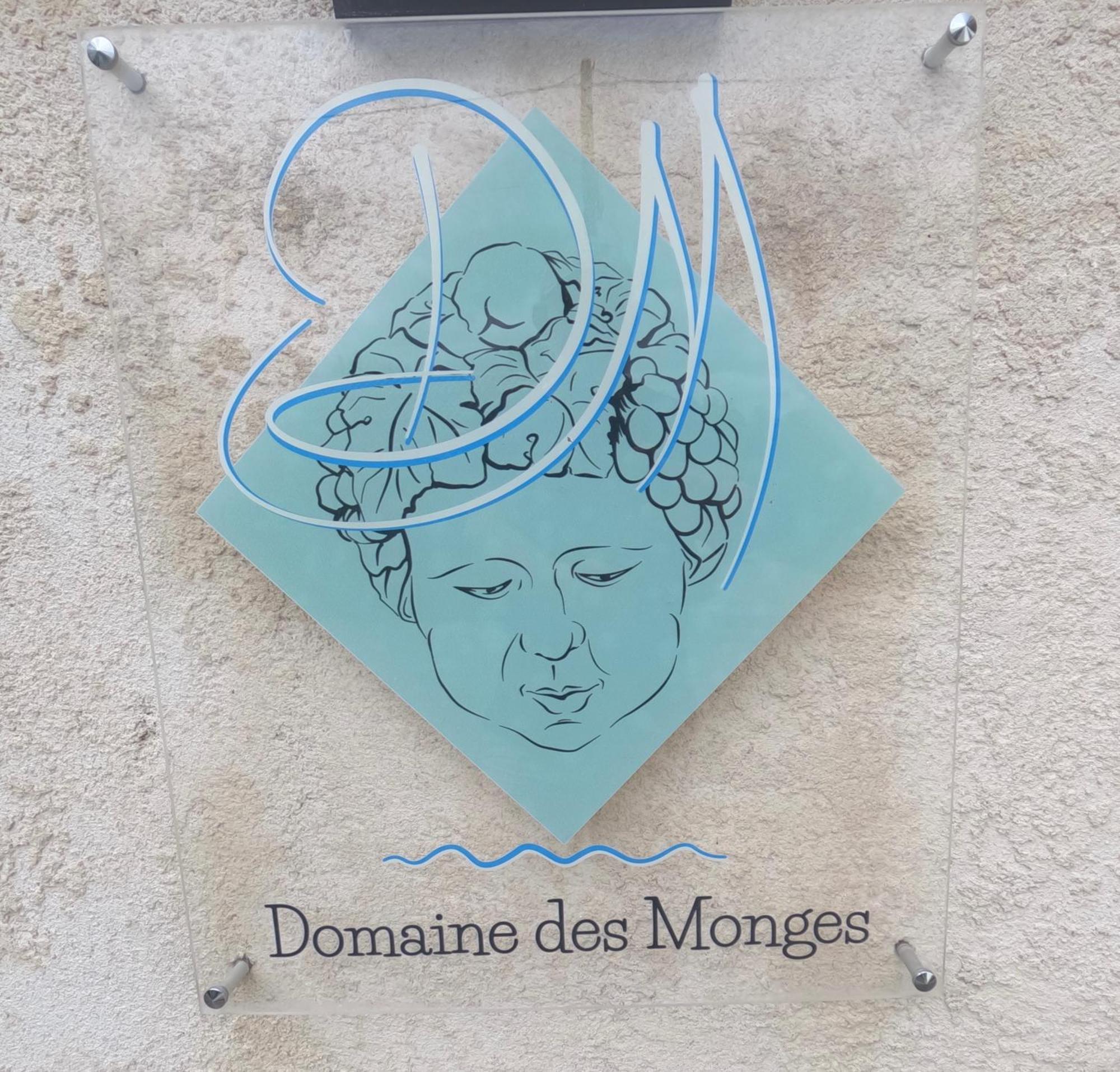 Saint-Seurin-de-PratsDomaine Des Monges住宿加早餐旅馆 外观 照片